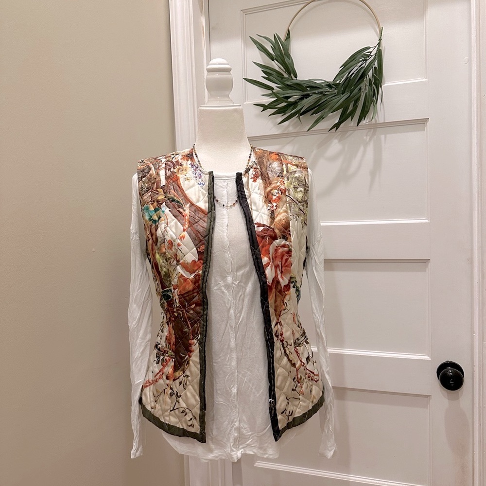 Etro Milano Silk Quilted Puffer Vest for Women Size 42